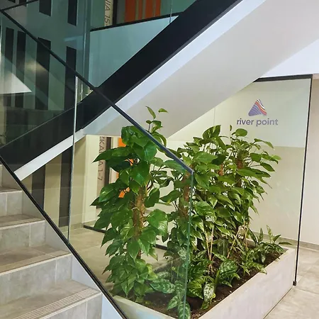 Greennest Inthe Heart Of Апартаменти